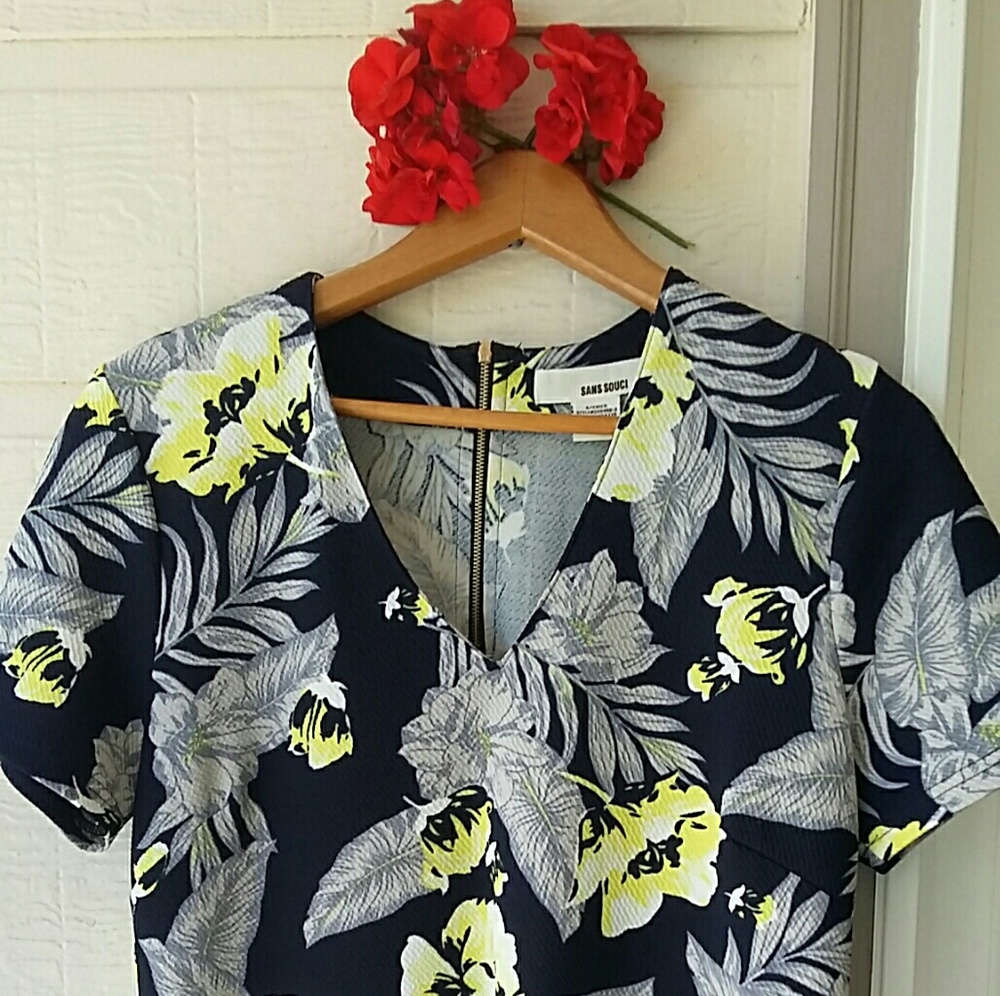 Saks Off Fifth Sans Souci mini floral shift